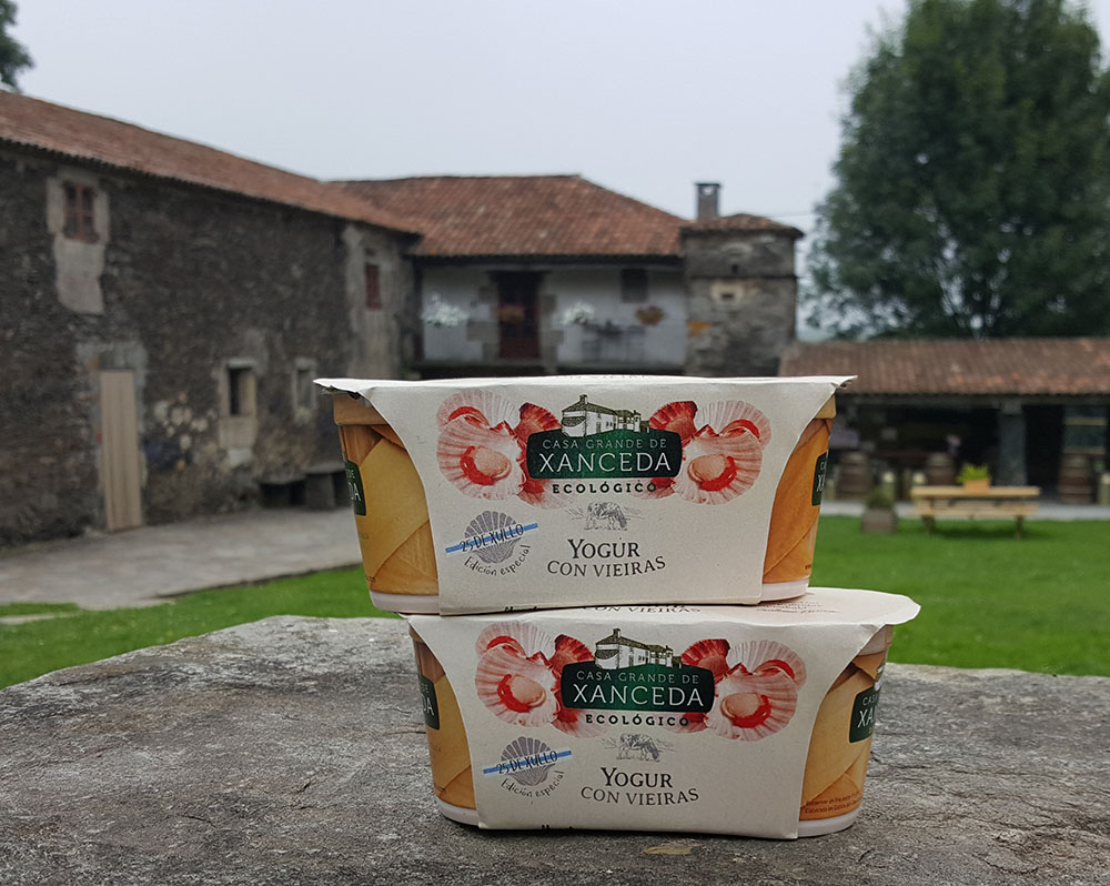 Yogur ecológico con vieiras